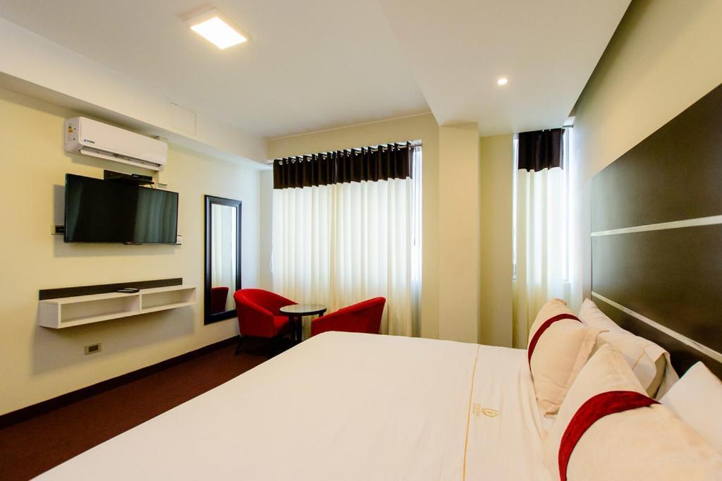 Verona Hotel Banos Turcos Lima Bagian luar foto