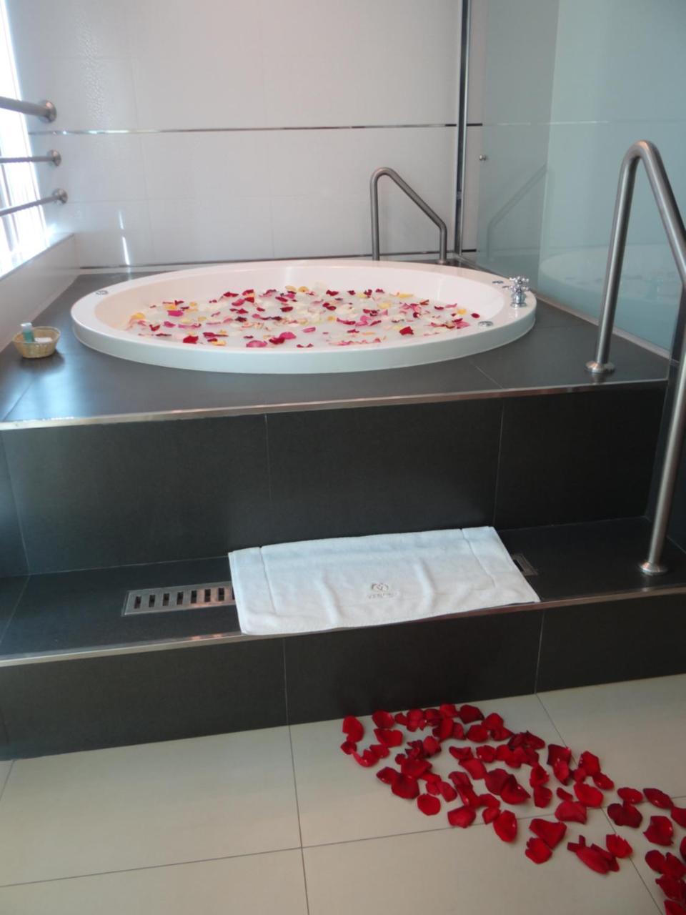 Verona Hotel Banos Turcos Lima Bagian luar foto